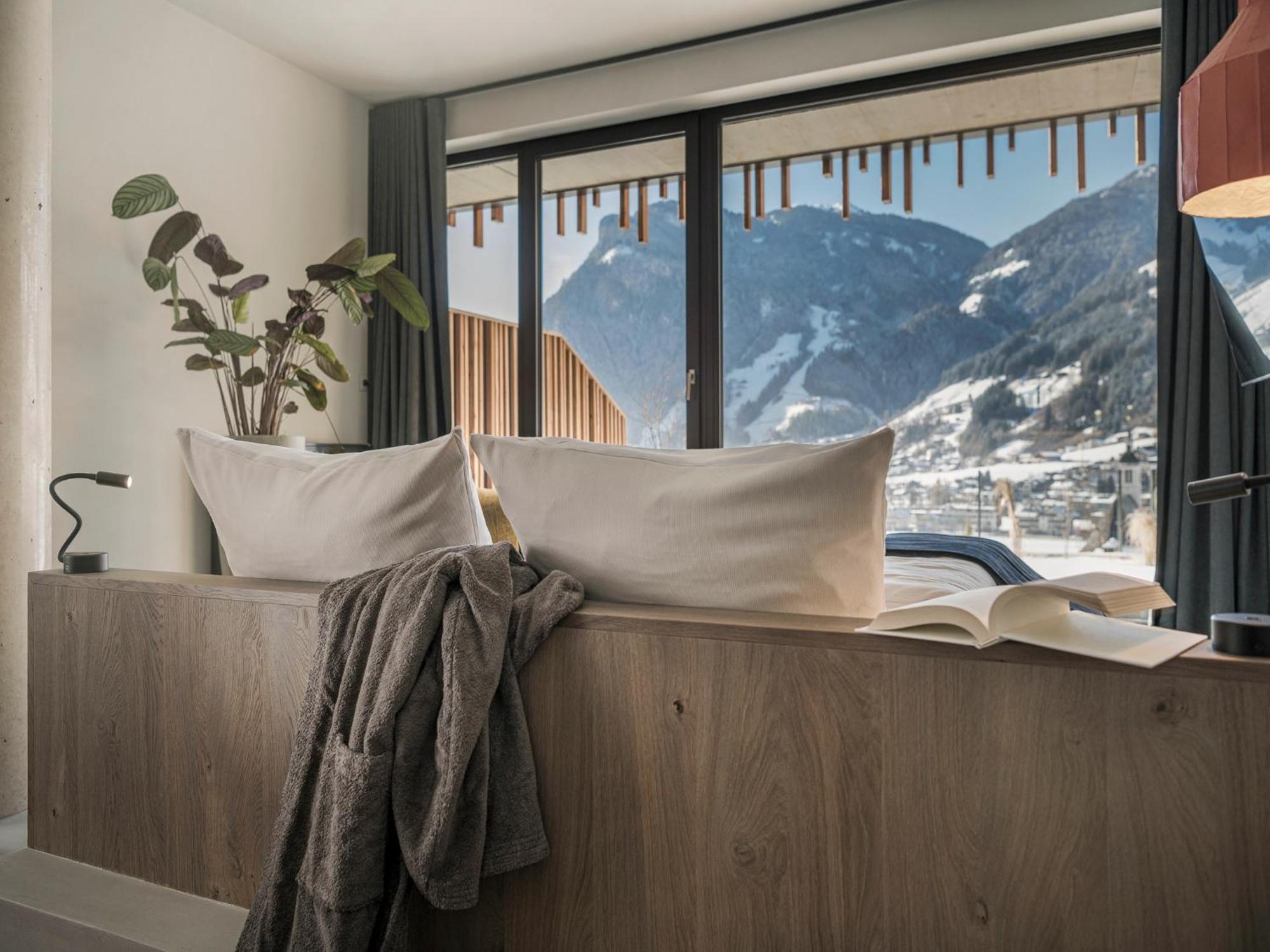 Coolnest Hotel Mayrhofen Ngoại thất bức ảnh